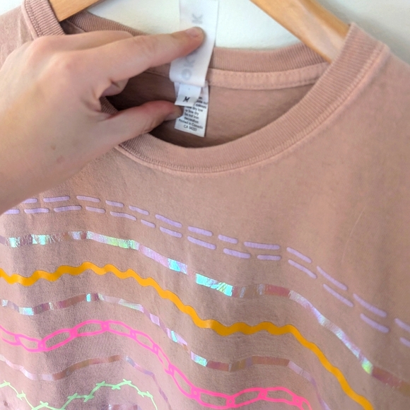 OKAYOK Iridescent Squiggles Dusty Rose Boxy Tee (M) - Picture 9 of 14
